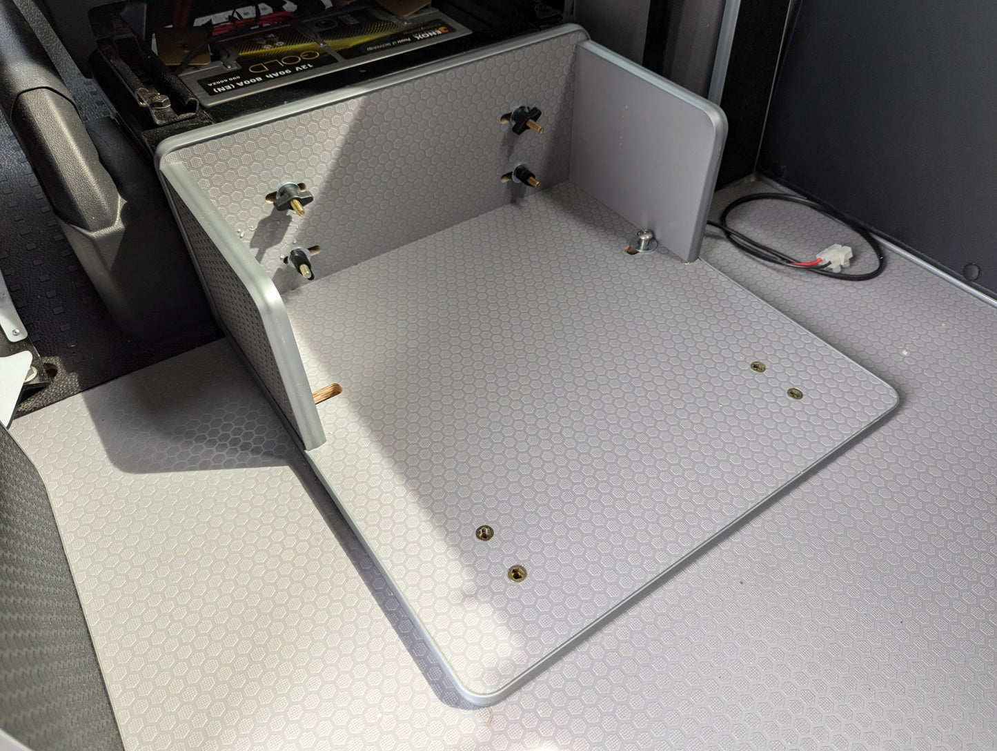 NEW Pod mounting plate for VW Transporter - Vangear UK